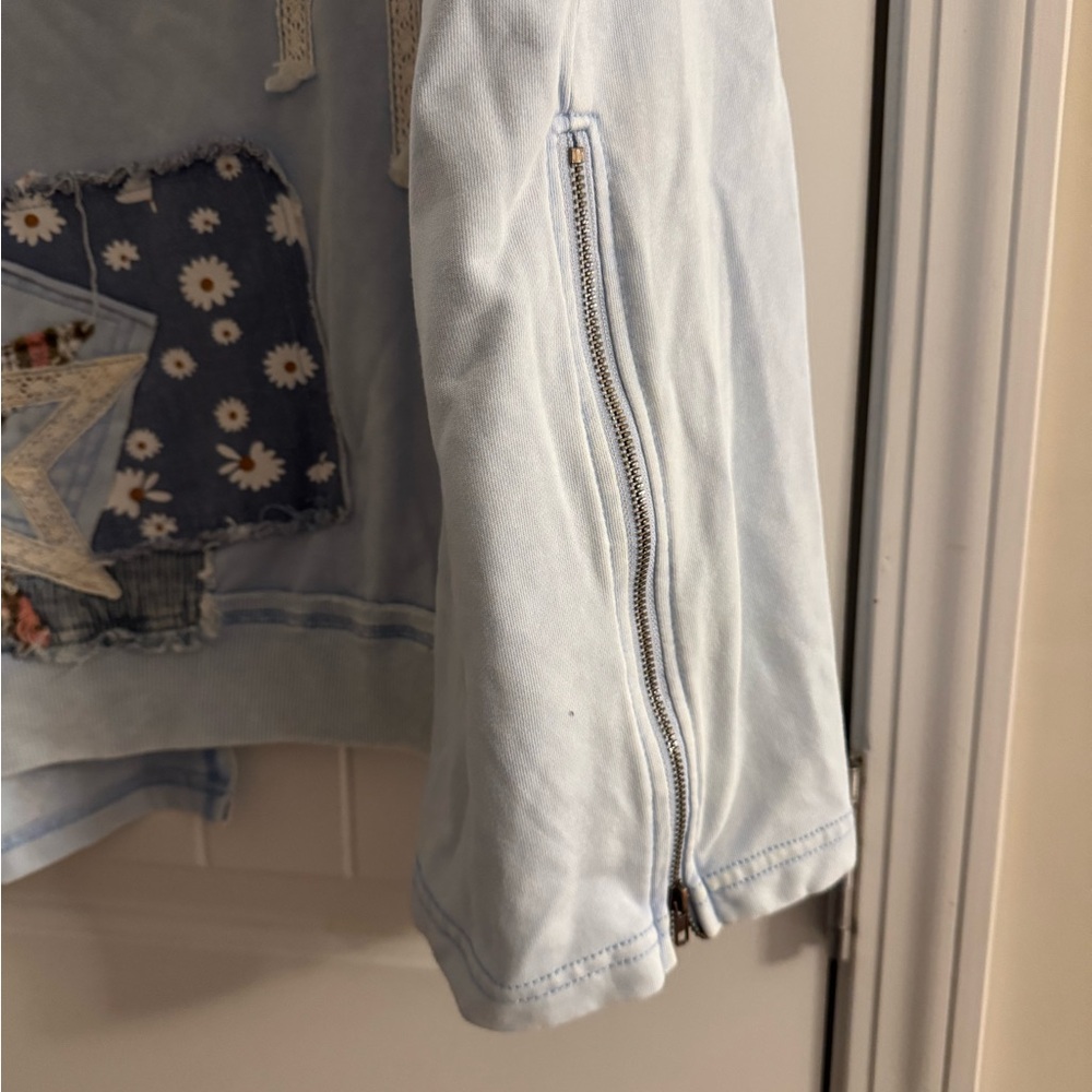 Gray Star Patchwork Sweatshirt - image 4